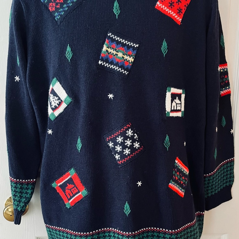 Susan Bristol Navy Holiday Navy Sweater Size L